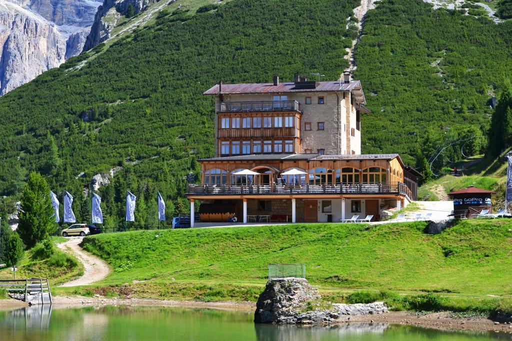 קאנזיי Hotel Pordoi Passo Pordoi Vegetarian Hotel מראה חיצוני תמונה